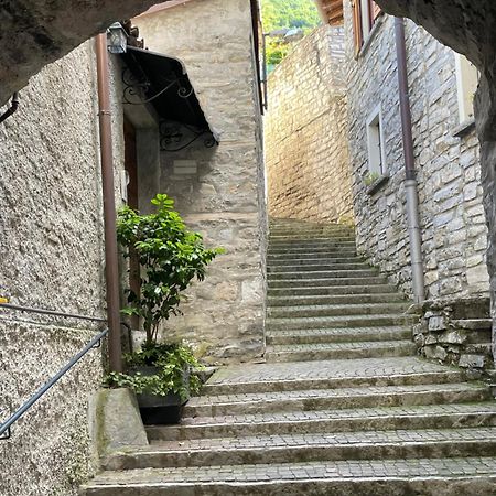 Il Borghetto Di Torno Apartment Luaran gambar